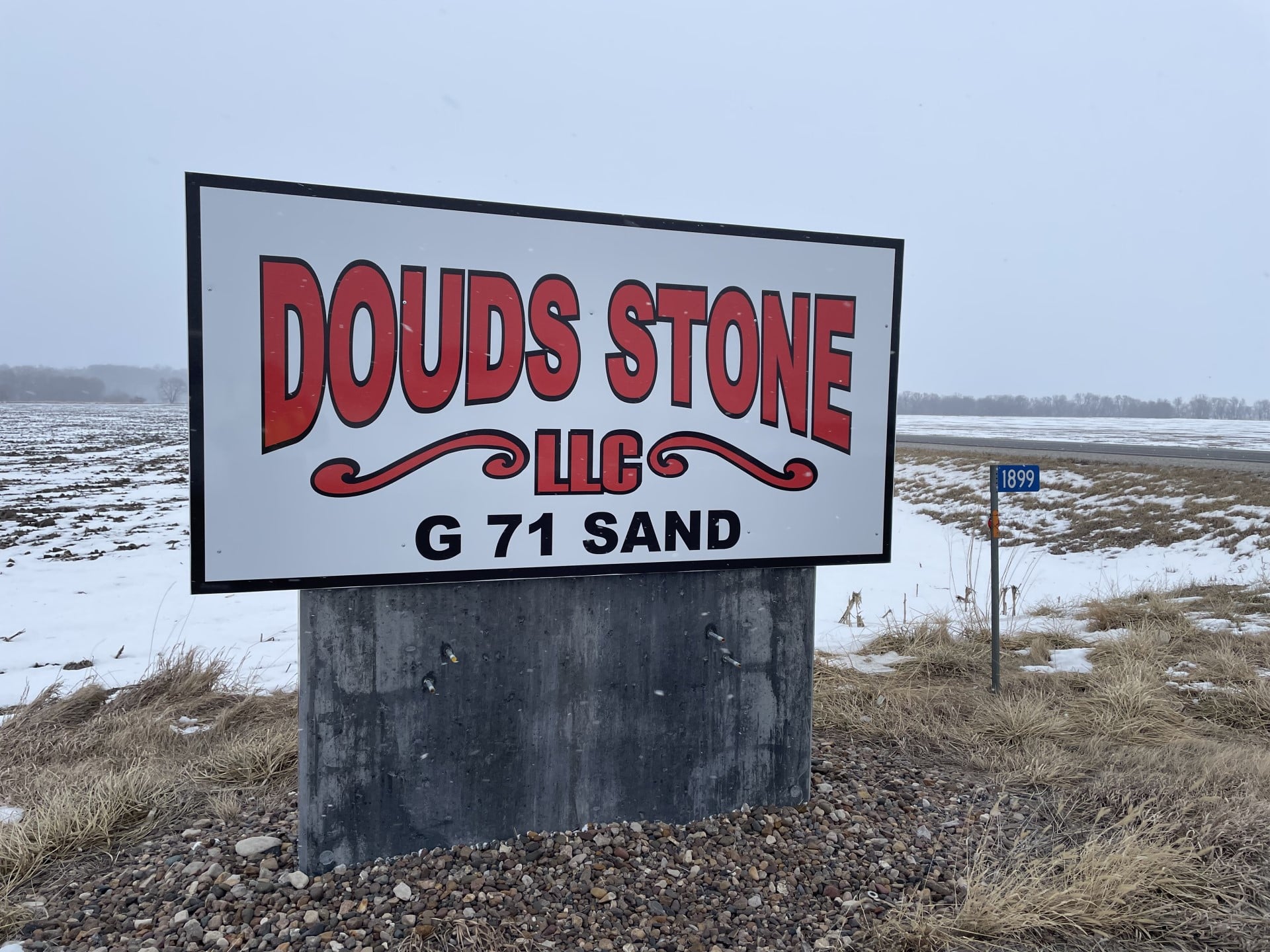 Douds Stone G71 Sand